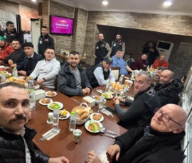 svg+xml,%3Csvg%20xmlns%3D%22http%3A%2F%2Fwww.w3 DARD81 Geleneksel İftar Soframızda Buluştuk