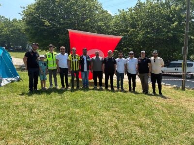 svg+xml,%3Csvg%20xmlns%3D%22http%3A%2F%2Fwww.w3 Unutulmaz Anılar ve Yeni Dostluklarla: 2026 Düzce Amatör Telsiz Kampı’nın Ardından...